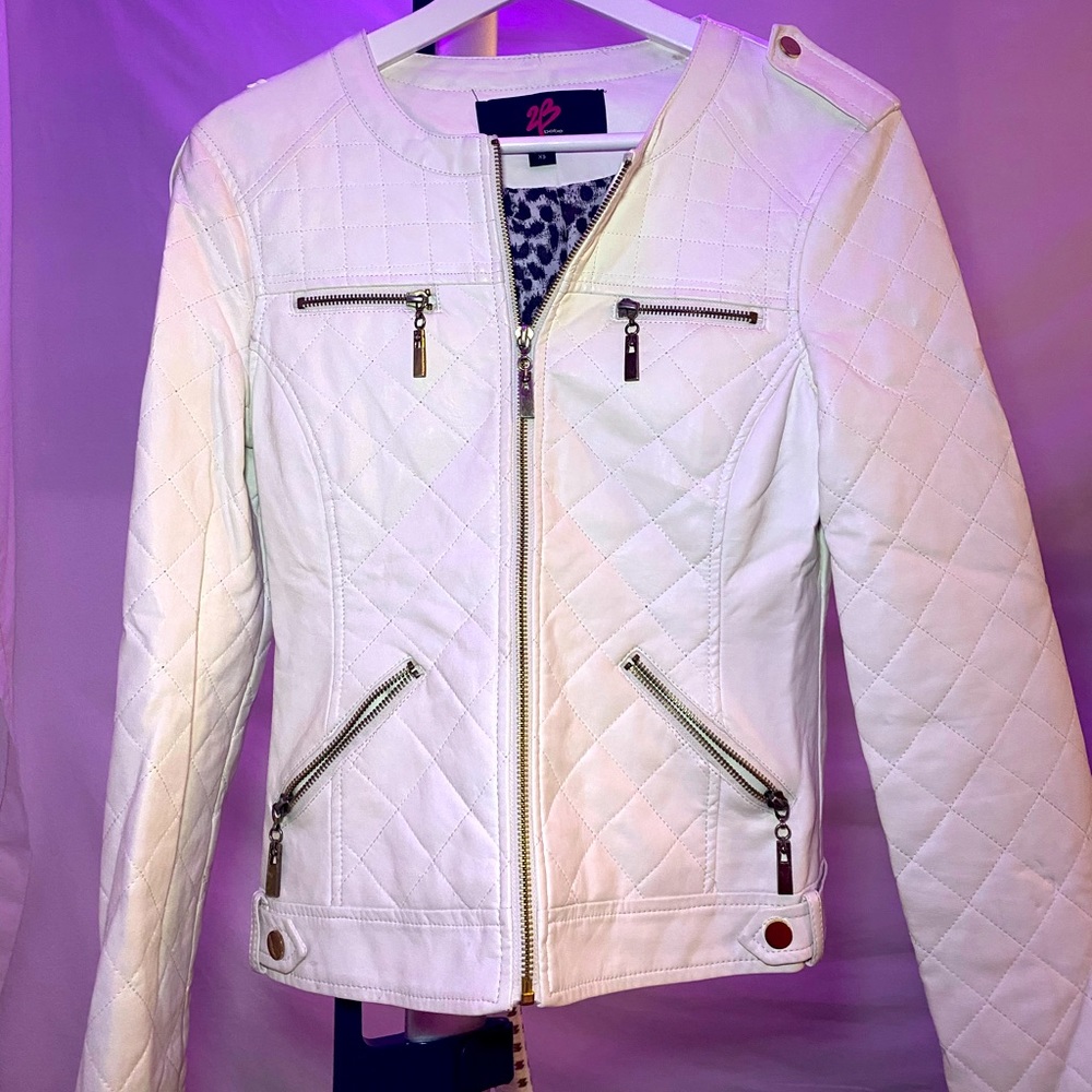Vintage 2b Bebe Womens Jacket